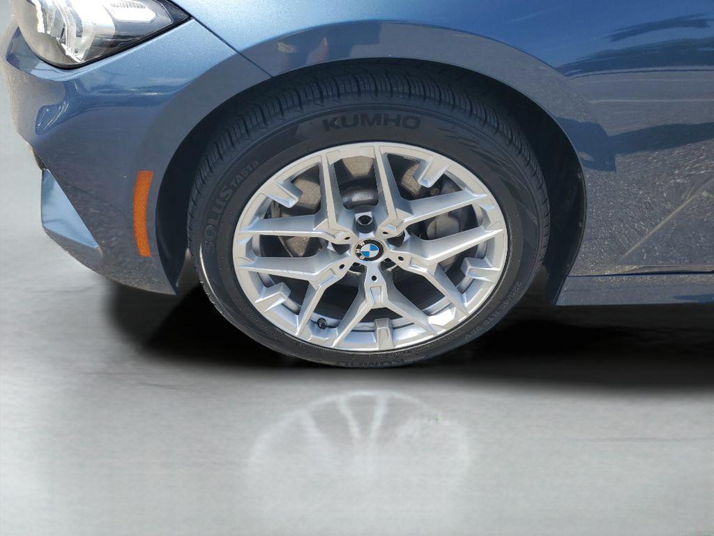 صورة 10 لـ 2025 BMW 330 330I