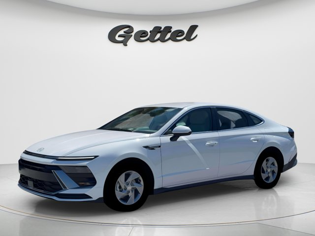 New 2026 Hyundai SONATA SE