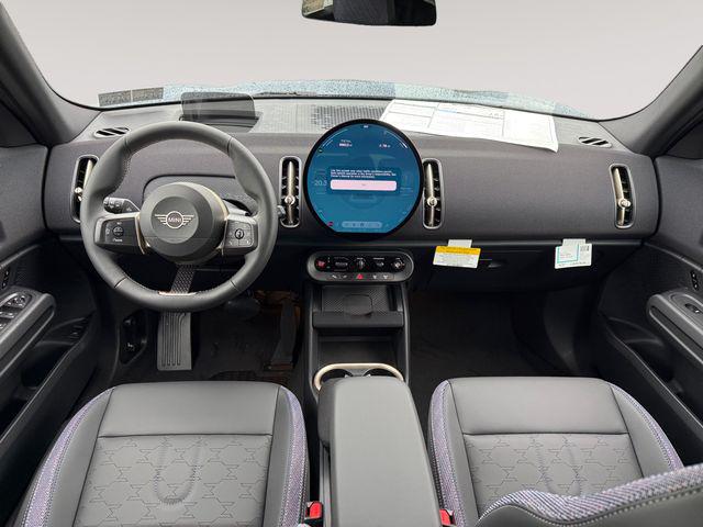 صورة 10 لـ 2027 MINI COUNTRYMAN COOPER S ALL4