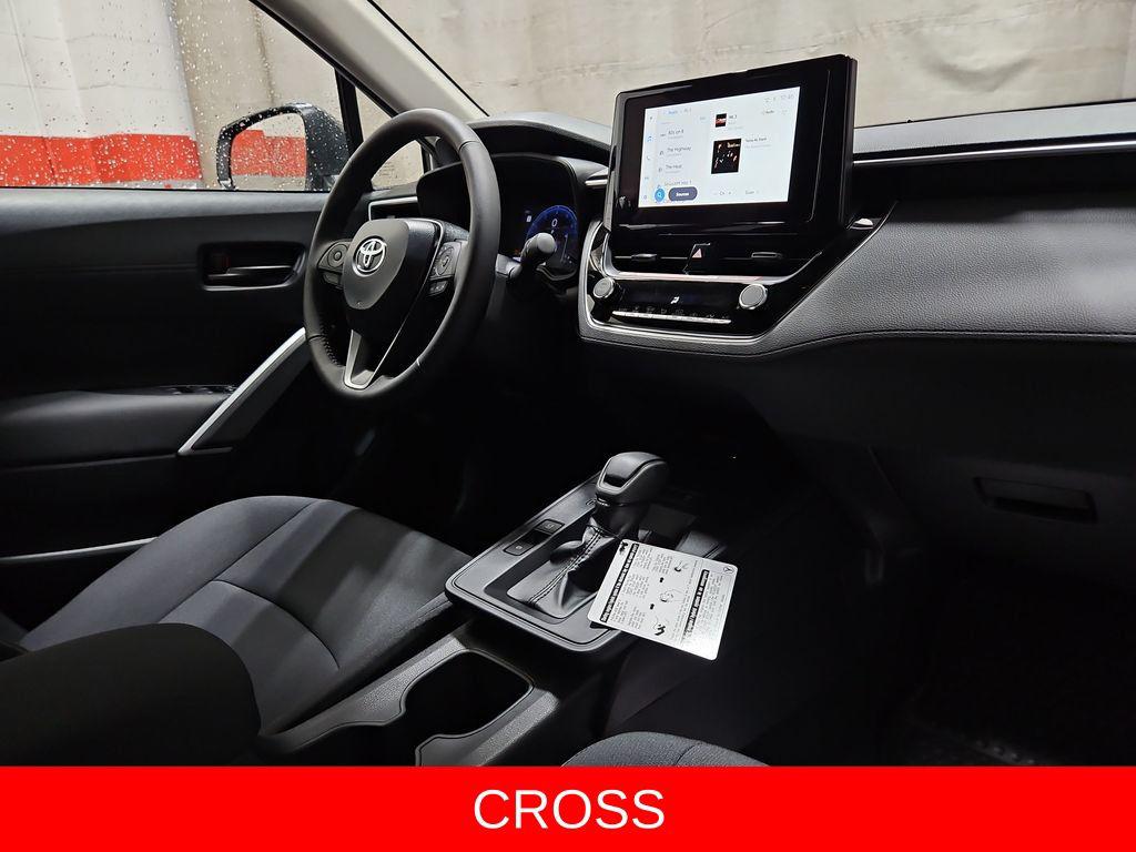 2026 Toyota COROLLA CROSS LE — миниатюра 26