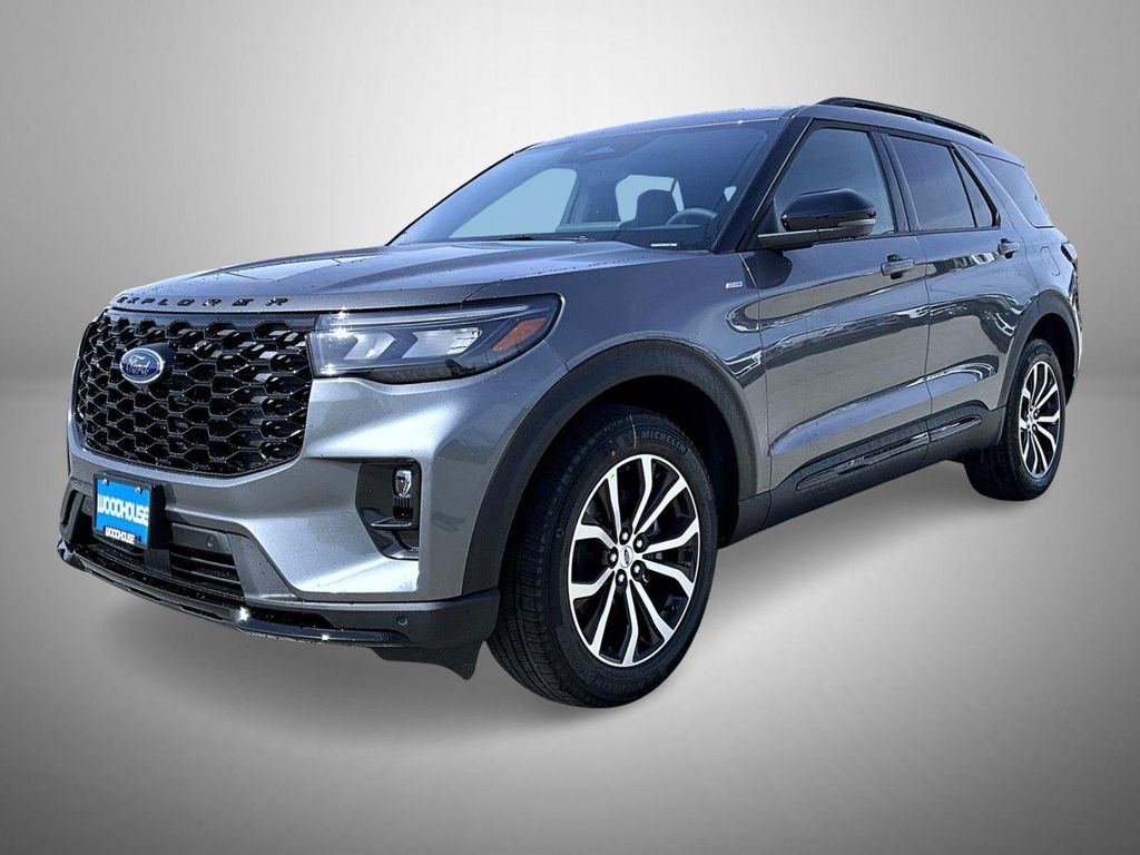 New 2026 Ford Explorer ST-Line