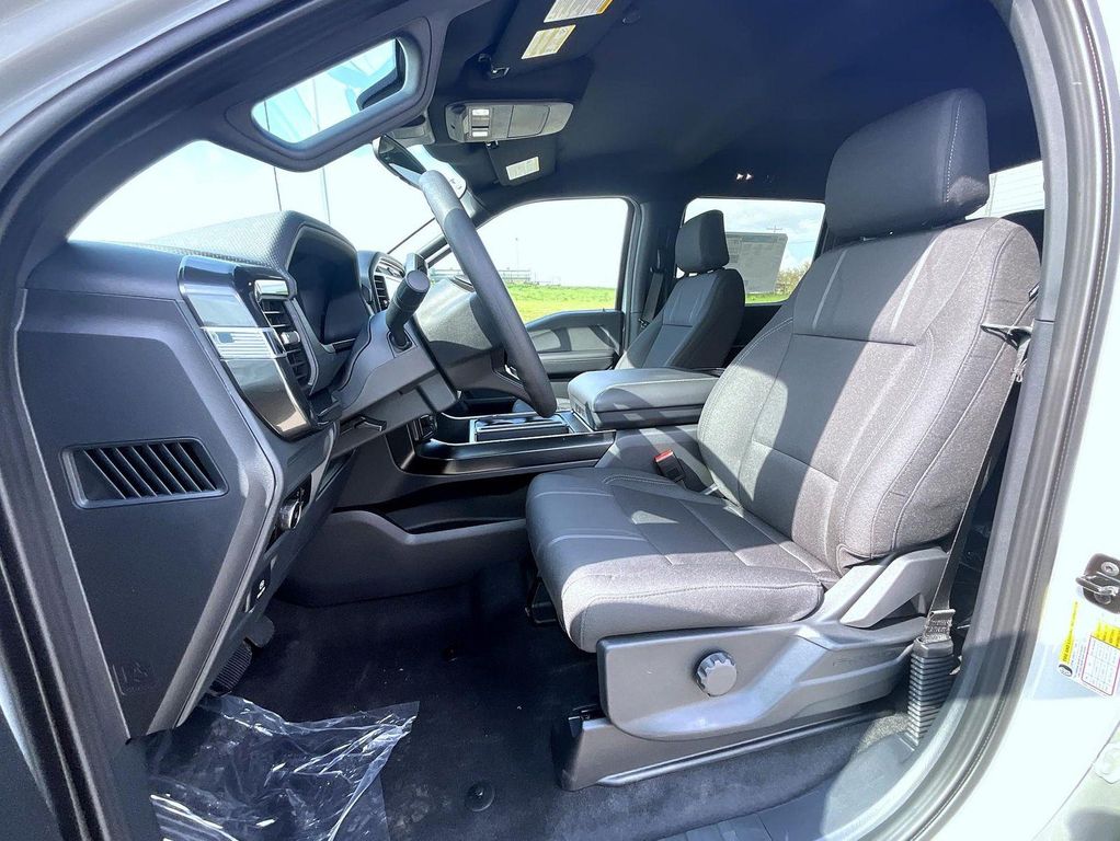 FORD F-150 STX - 9