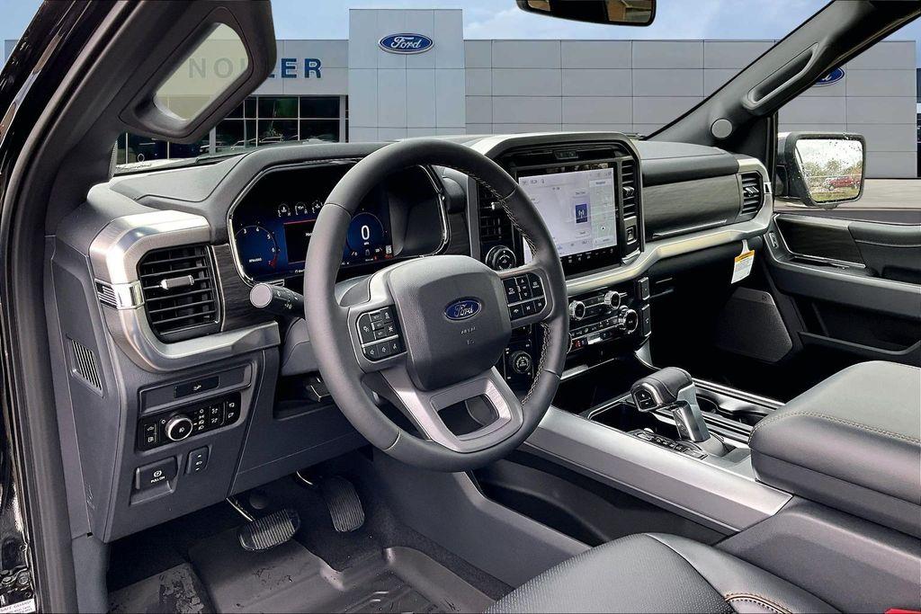FORD F-150 LARIAT - 8