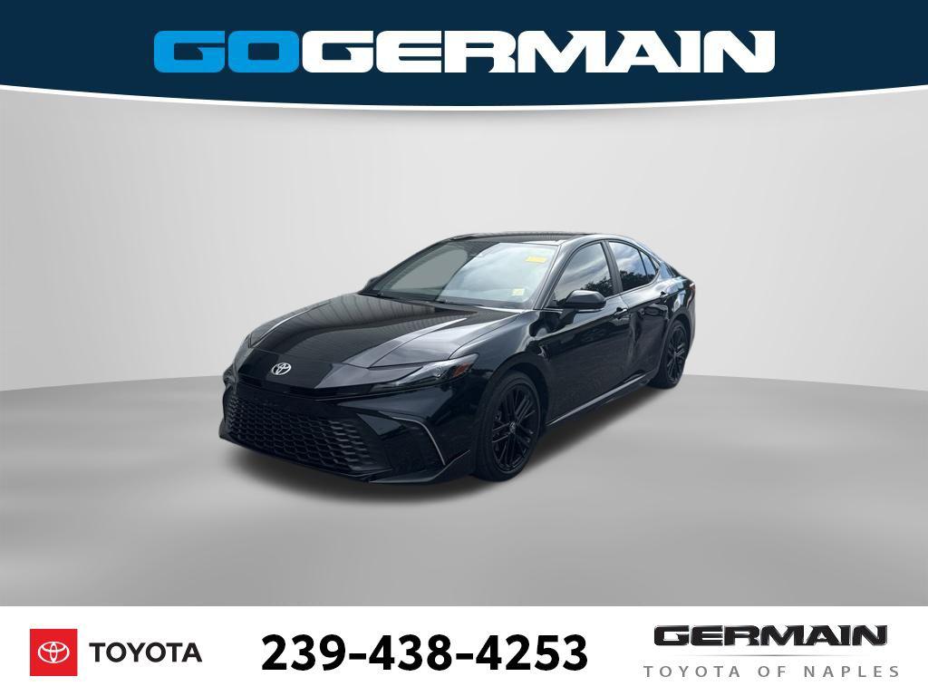 2025 Toyota CAMRY SE 照片 1