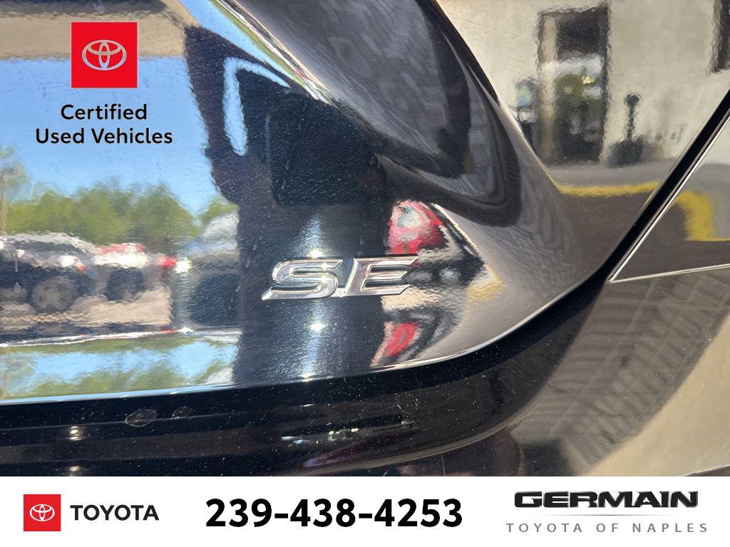 TOYOTA CAMRY - 5