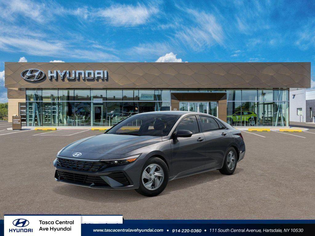 New 2026 Hyundai ELANTRA SE