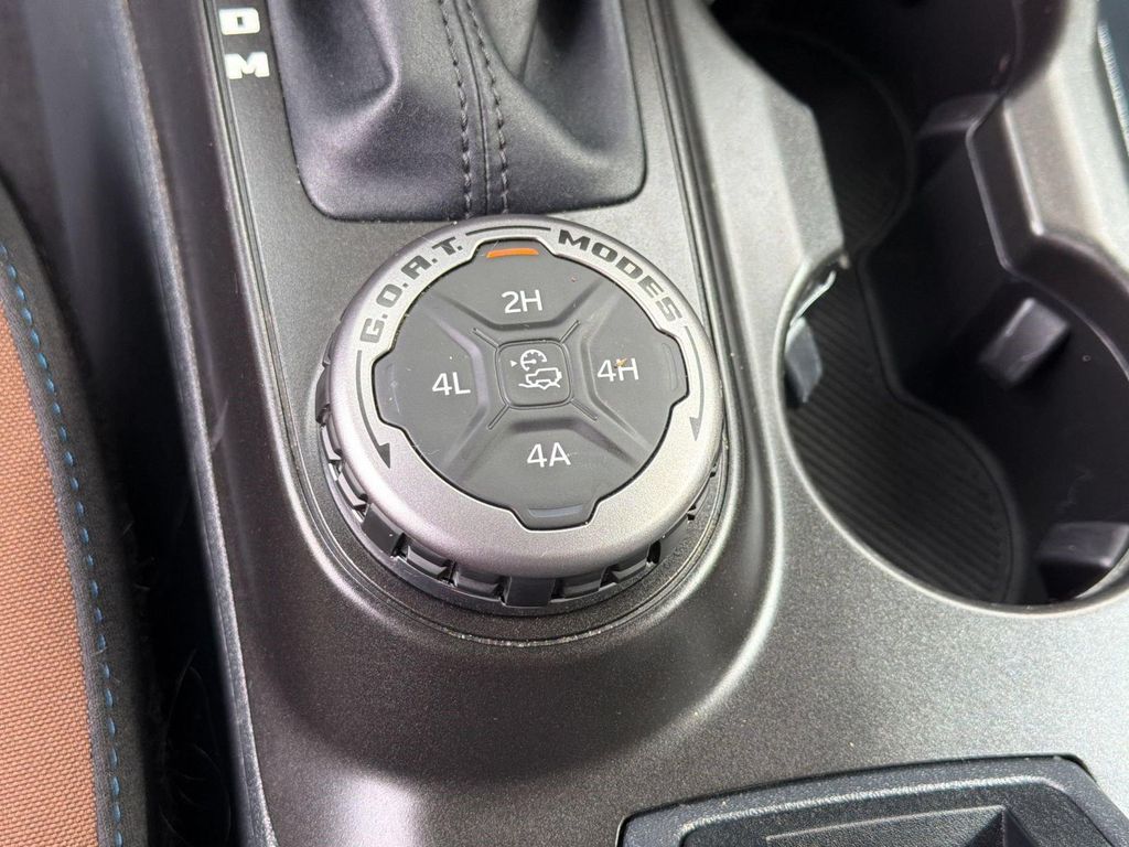 2023 FORD BRONCO OUTER BANKS 缩略图 25