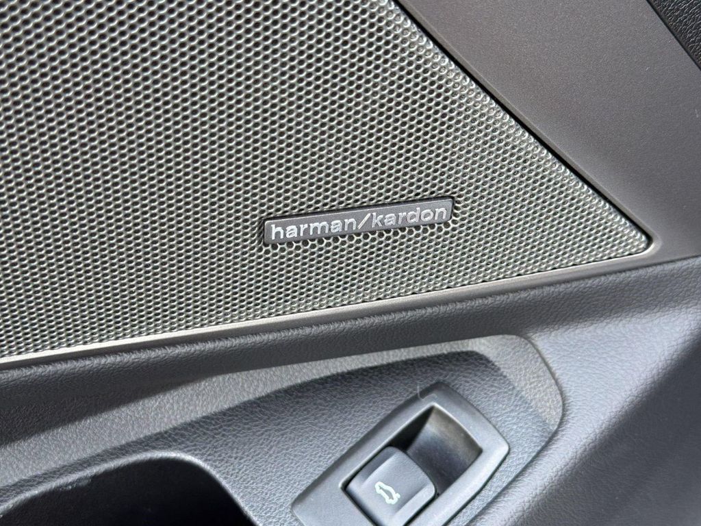 2025 BMW 330 330I 缩略图 29