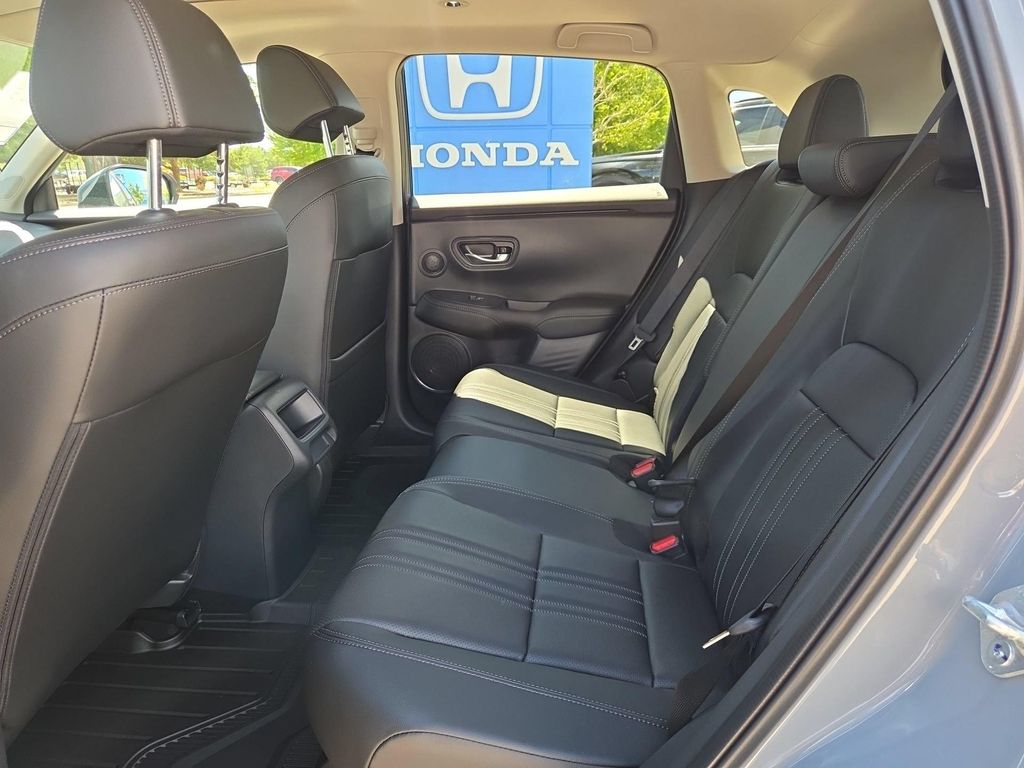 2027 Honda HR-V EX-L 缩略图 30