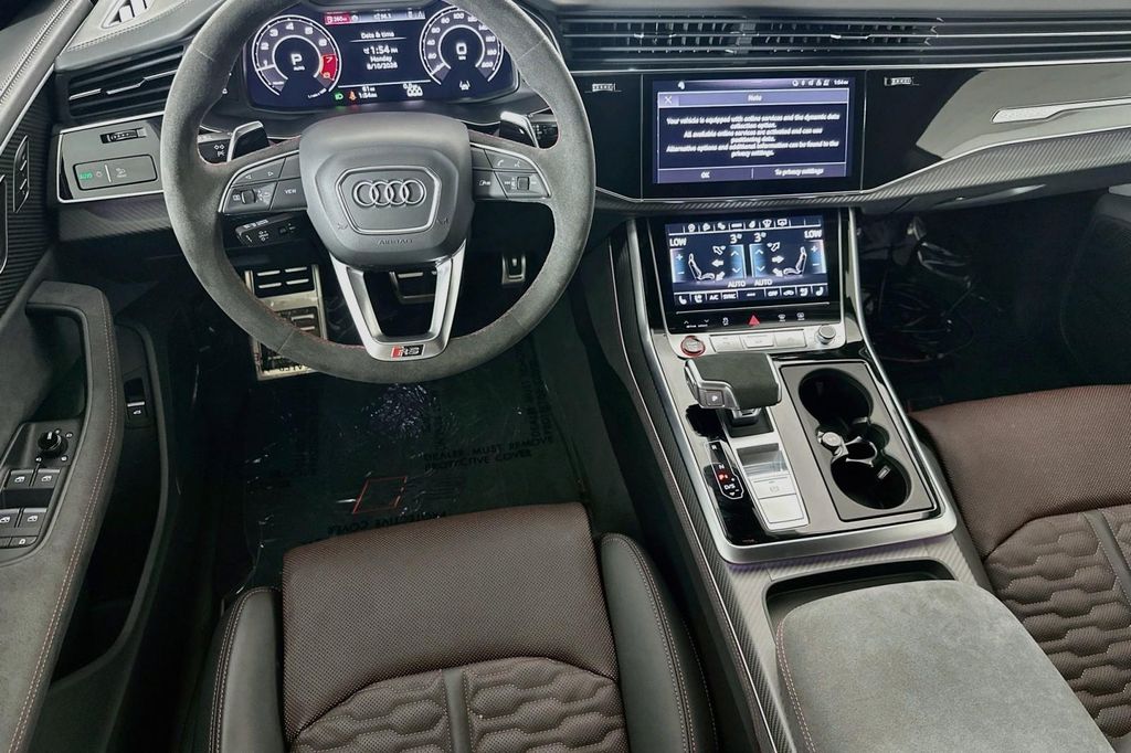 2026 AUDI RS Q8 4.0T 照片 5