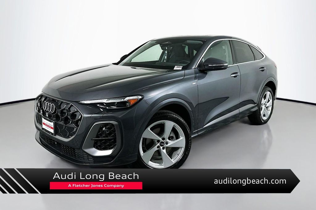 New 2025 Audi Q5 Premium Plus TFSI quattro S tronic