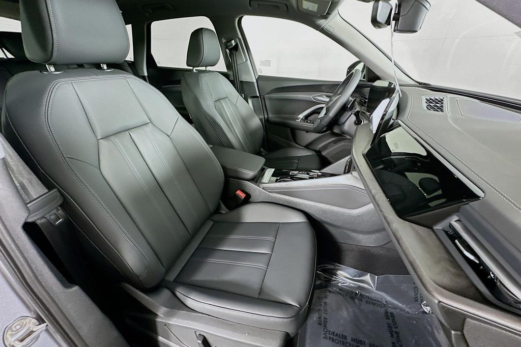 2026 AUDI Q5 PREMIUM TFSI QUATTRO S TRONIC — фото 8