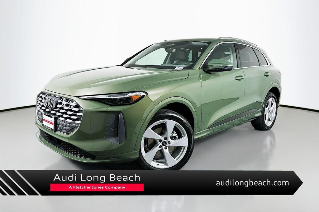 New 2025 Audi Q5 Premium Plus