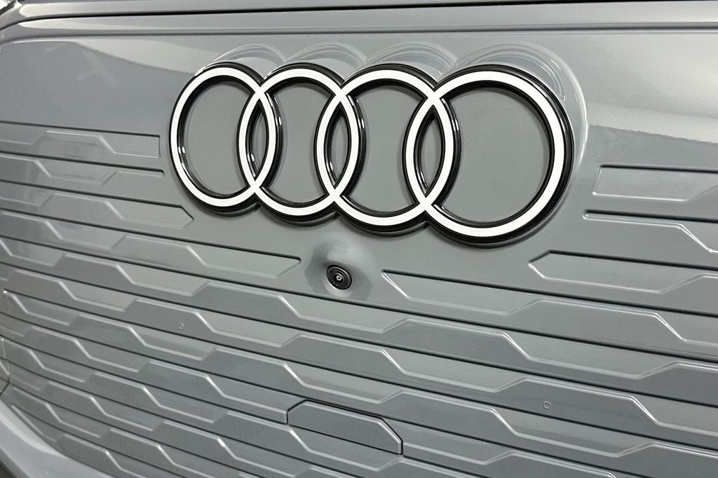 صورة مصغرة 15 لـ 2025 AUDI Q6 E-TRON PREMIUM PLUS QUATTRO