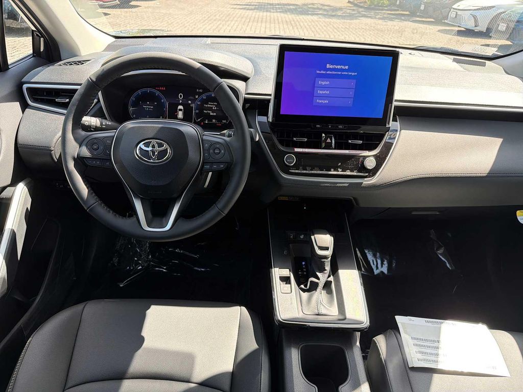 TOYOTA COROLLA CROSS - 7