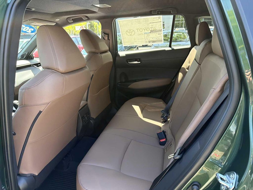 TOYOTA COROLLA CROSS - 4