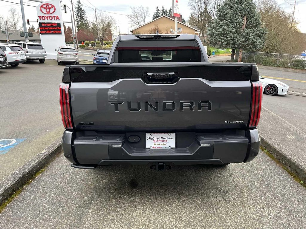 TOYOTA TUNDRA - 6