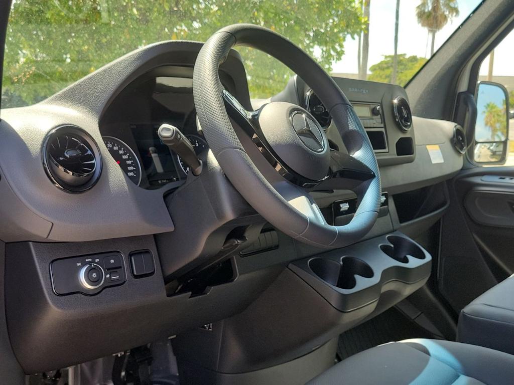 2026 Mercedes-BENZ OTHERS — миниатюра 17