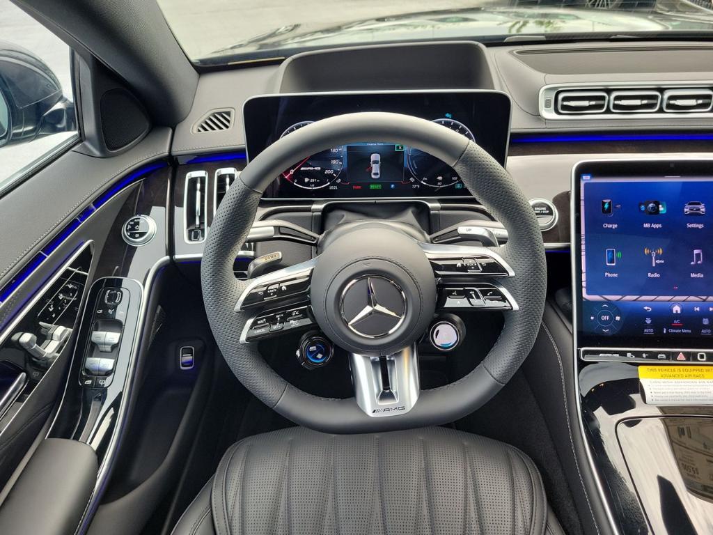 صورة مصغرة 15 لـ 2026 Mercedes-BENZ AMG S 63 E BASE