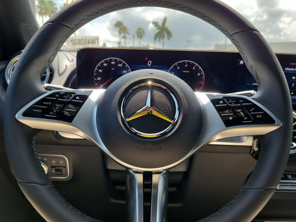 2026 Mercedes-BENZ GLB 缩略图 30