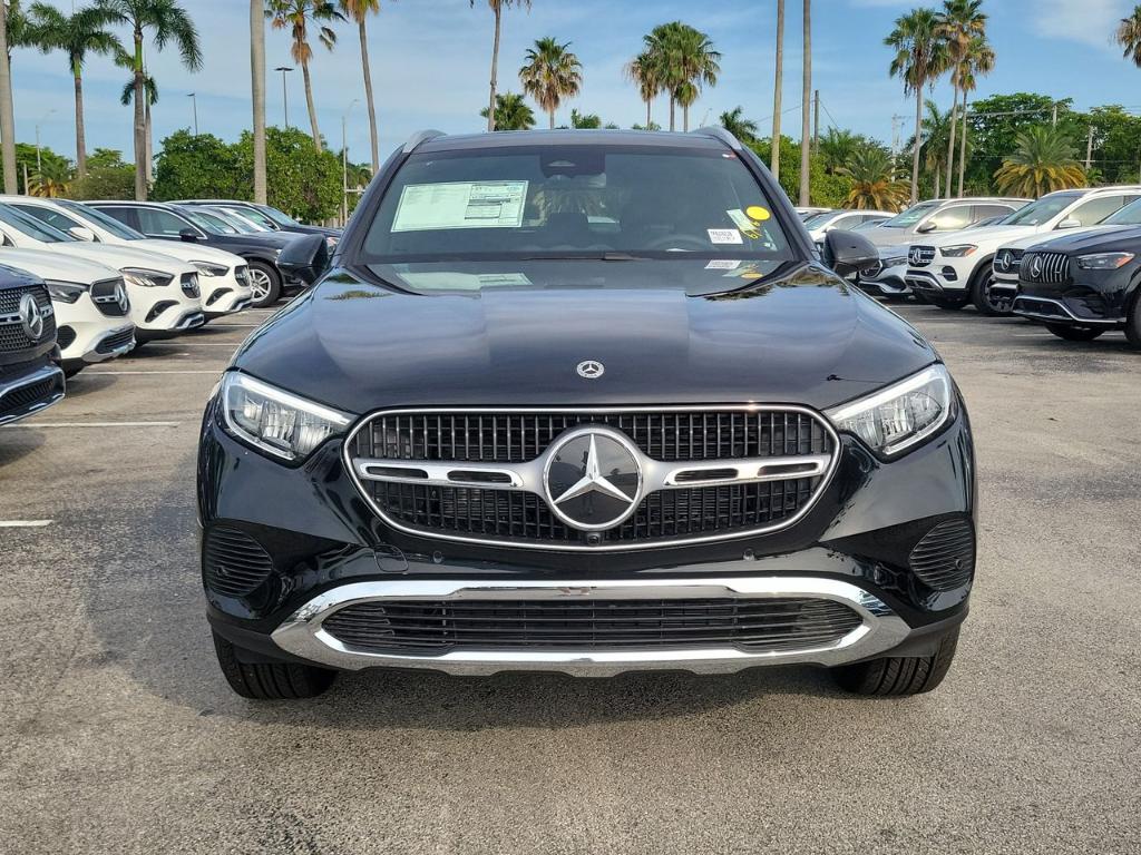 2026 Mercedes-BENZ GLC — фото 2