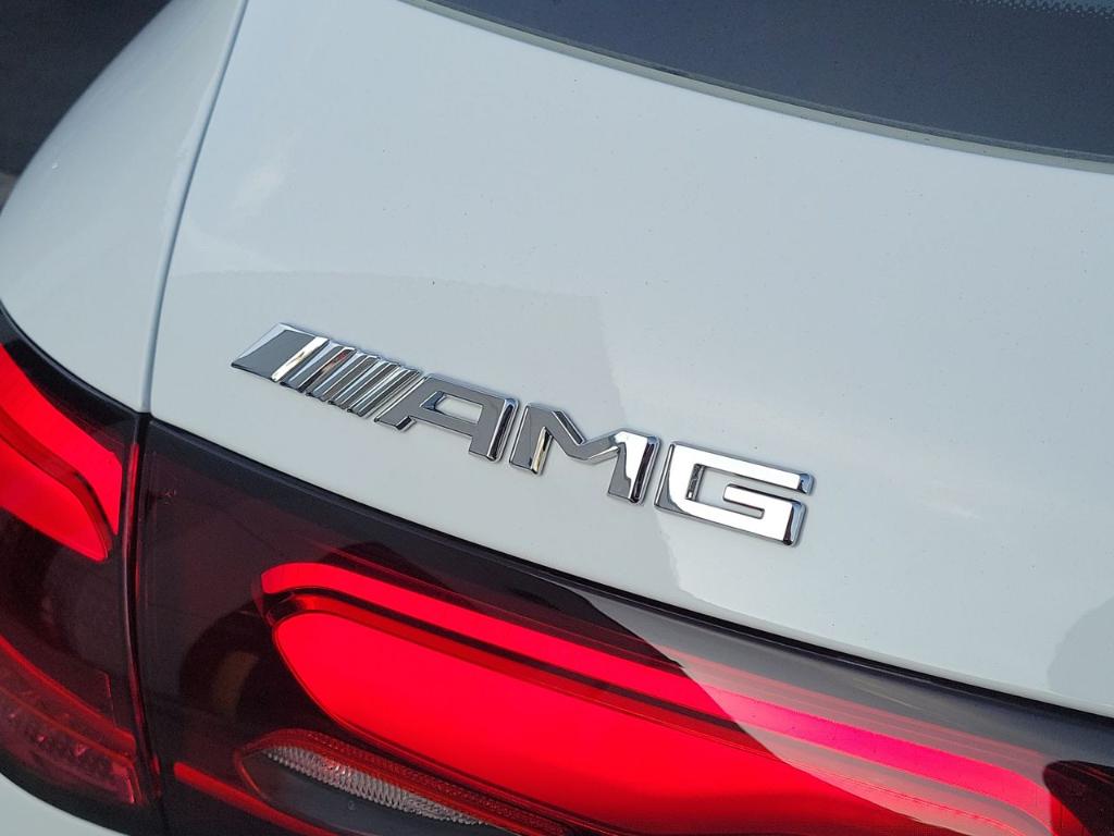 صورة 7 لـ 2026 Mercedes-BENZ AMG GLC 43 BASE