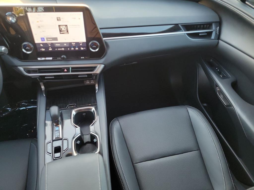 صورة مصغرة 15 لـ 2025 Lexus RX 350 350