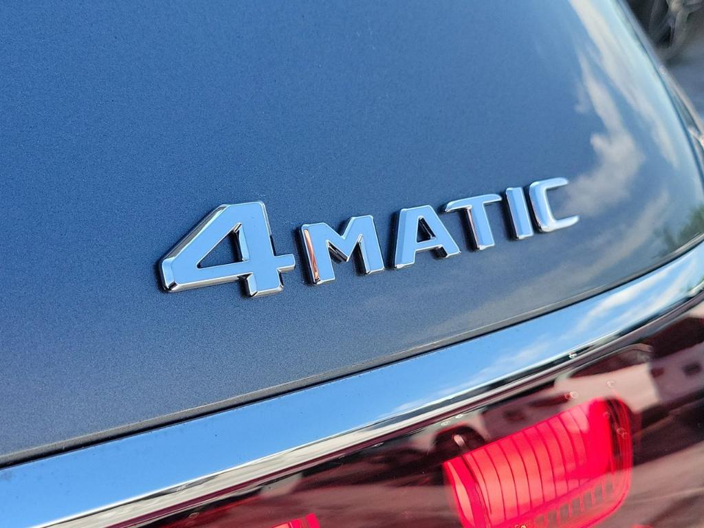 MERCEDES-BENZ GLS - 8