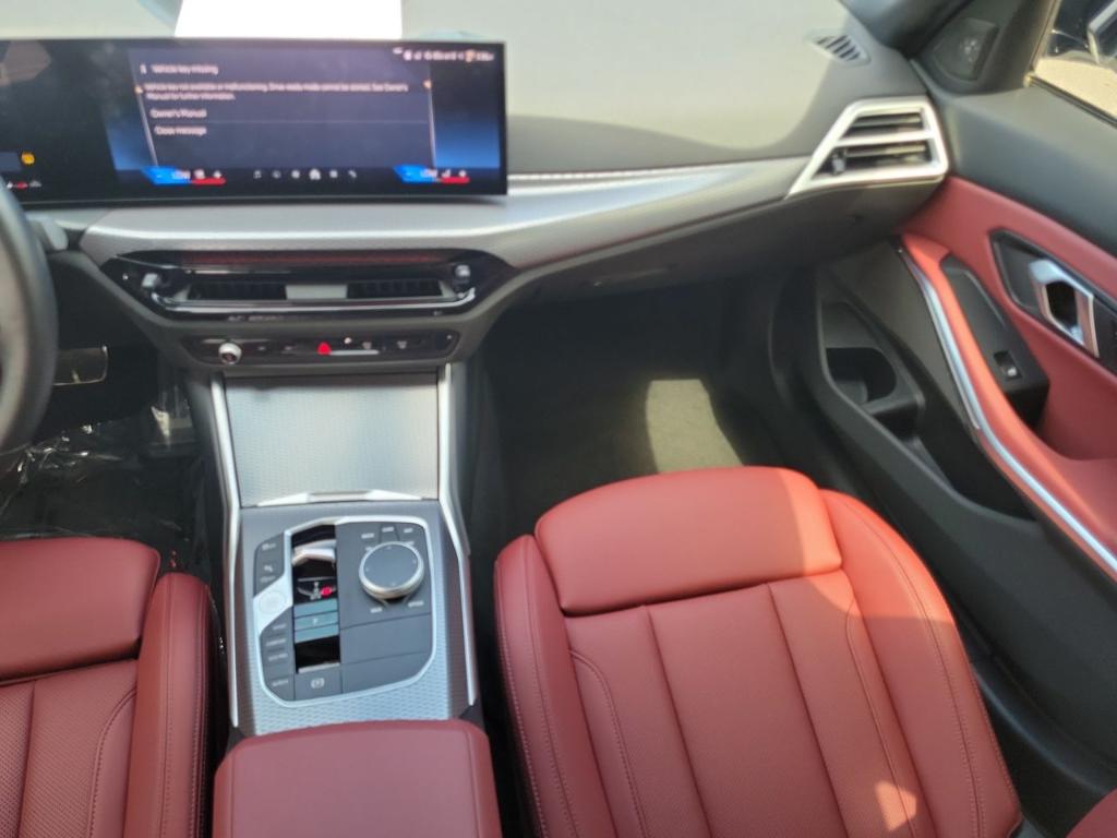 صورة مصغرة 15 لـ 2025 BMW 330 I