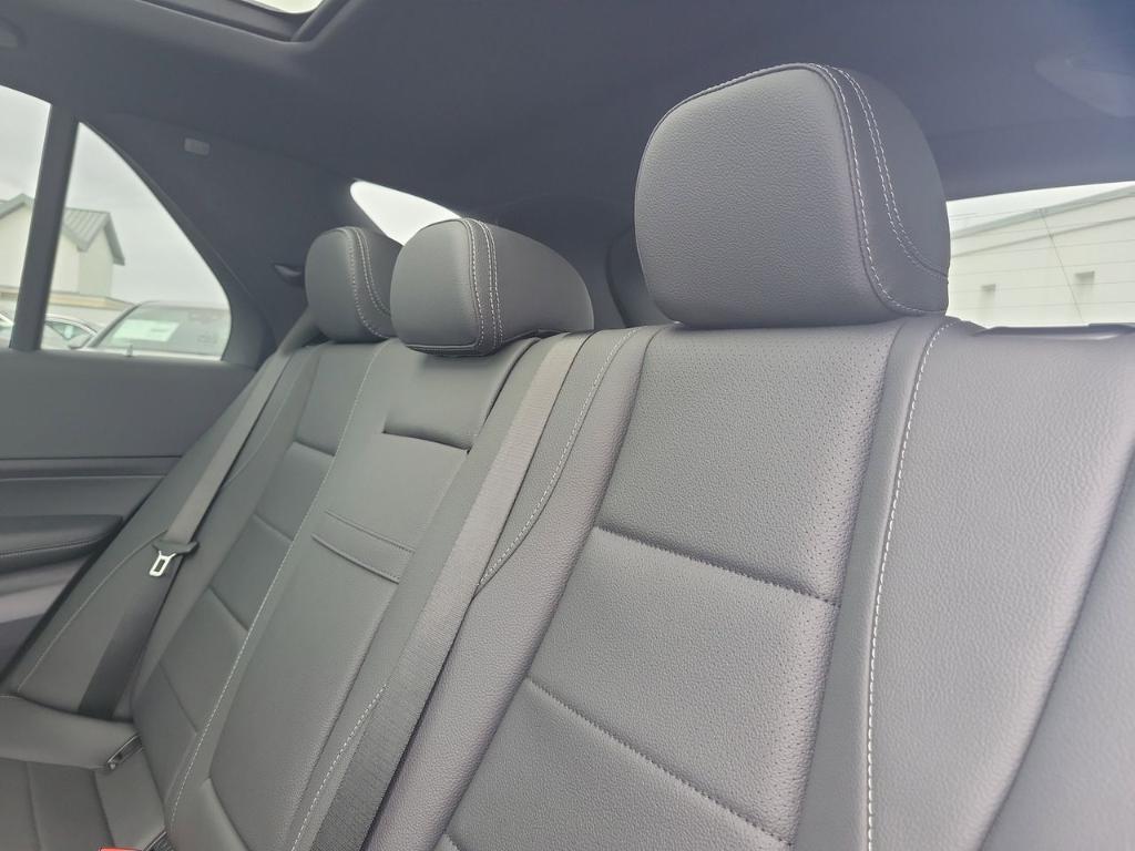 MERCEDES-BENZ GLE - 10