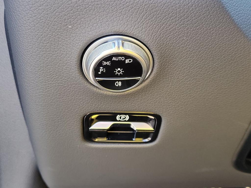 2026 Mercedes-BENZ GLC 缩略图 22