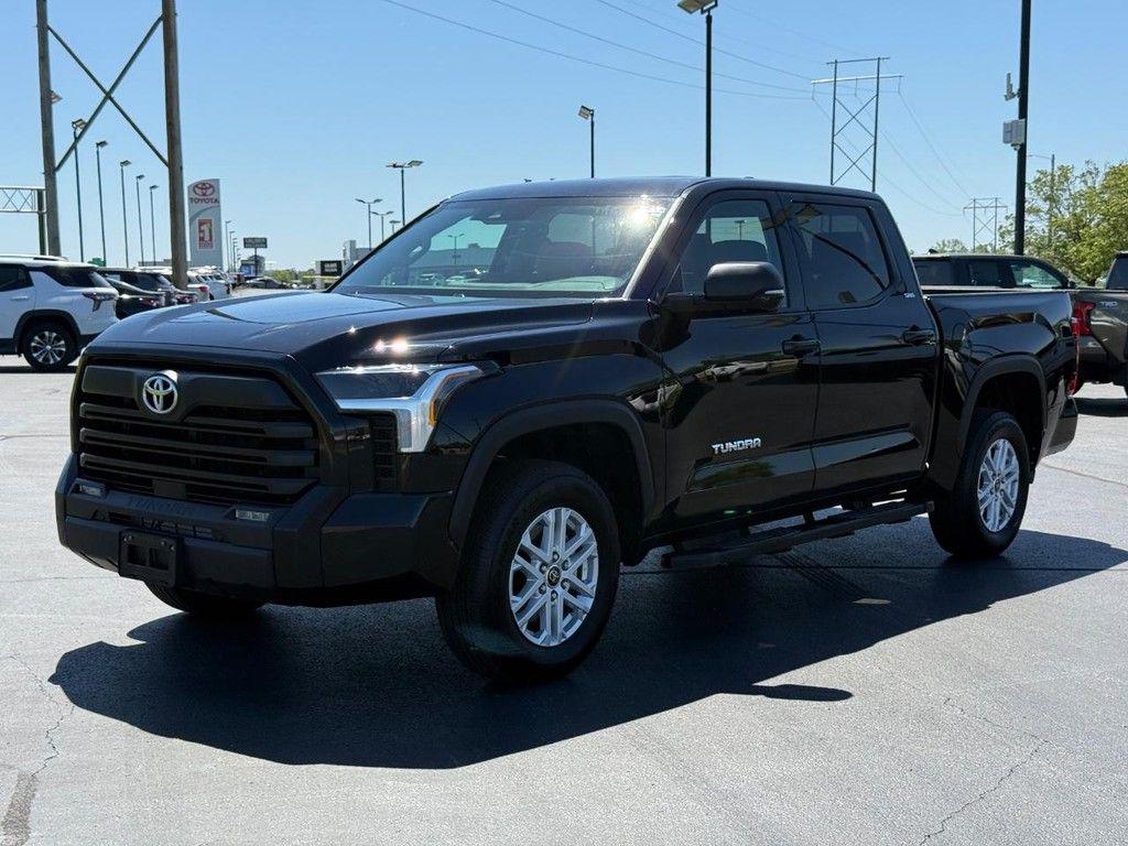 TOYOTA TUNDRA - 8