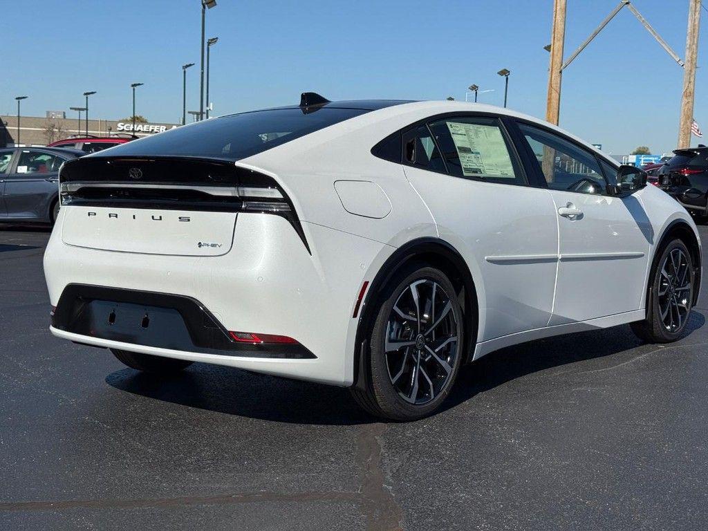TOYOTA PRIUS - 3