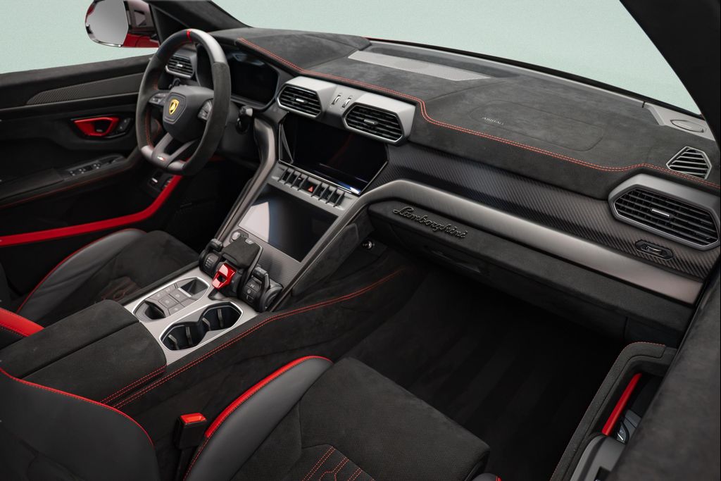 صورة مصغرة 13 لـ 2024 Lamborghini URUS PERFORMANTE