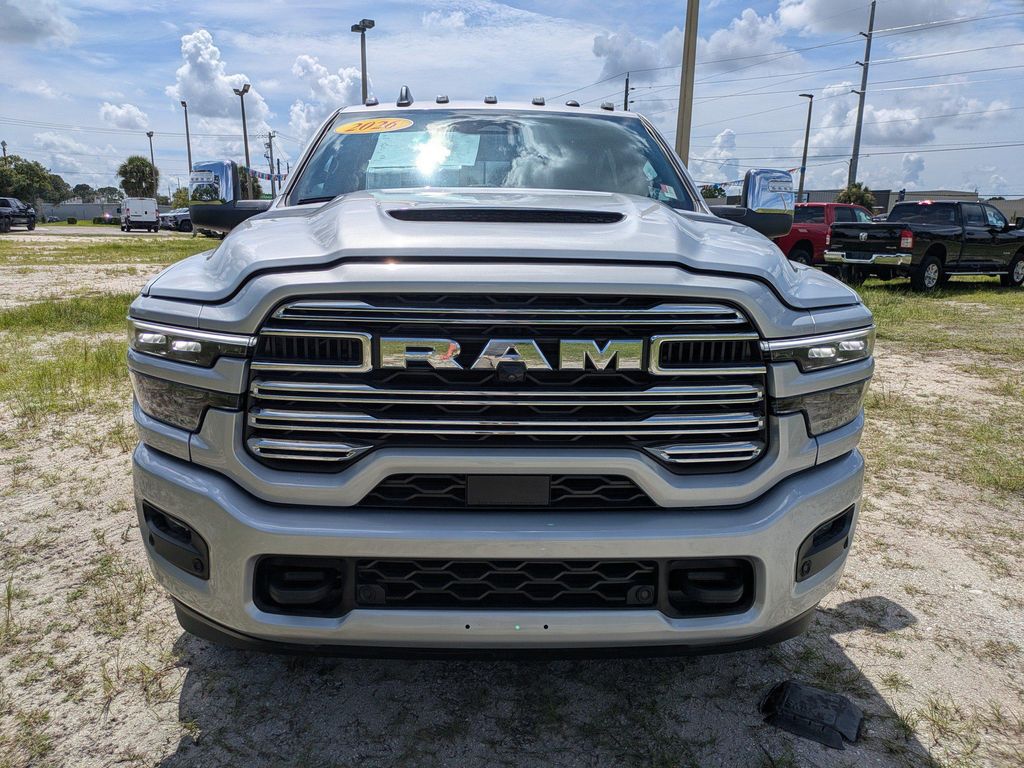 صورة 9 لـ 2026 RAM 3500 LARAMIE CREW CAB 4X4 8' BOX