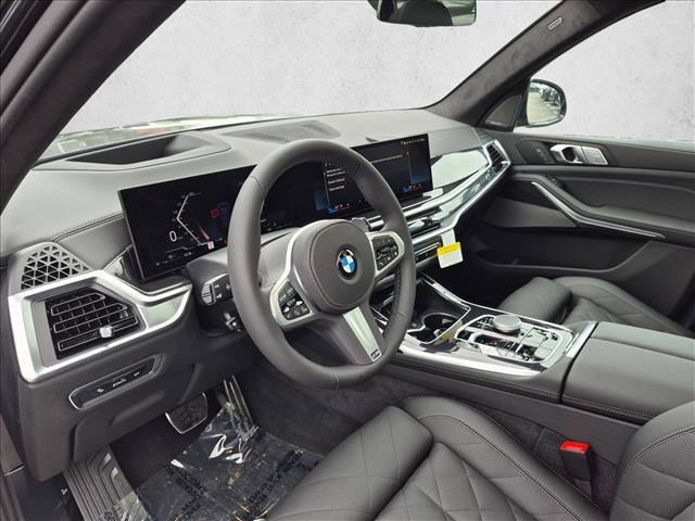 صورة 3 لـ 2027 BMW X7 XDRIVE40I