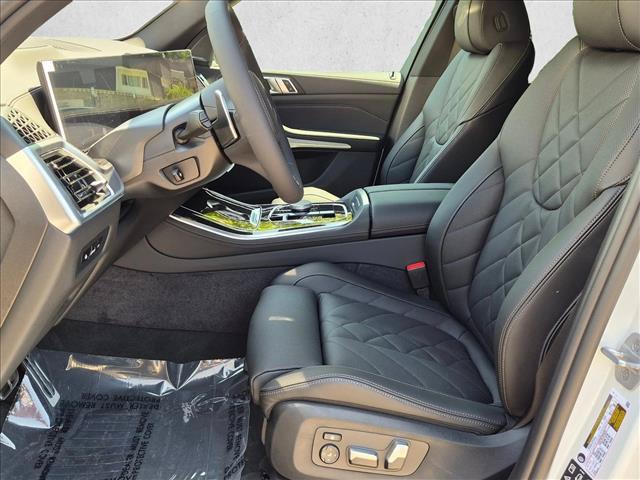 صورة 4 لـ 2026 BMW X5 XDRIVE40I