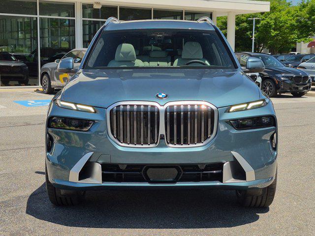 صورة 6 لـ 2027 BMW X7 XDRIVE40I