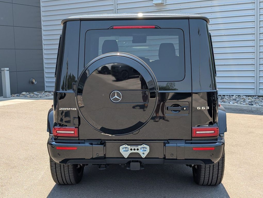 صورة 4 لـ 2023 MERCEDES-BENZ AMG G 63 4MATIC