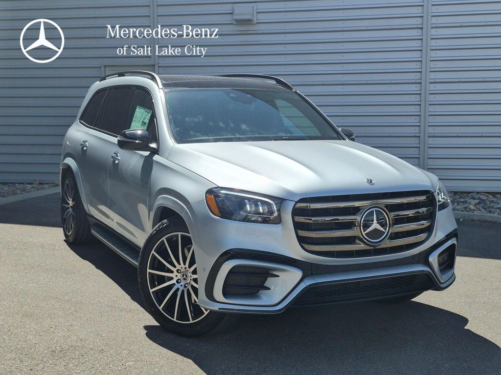 New 2026 Mercedes-Benz GLS 450 4MATIC