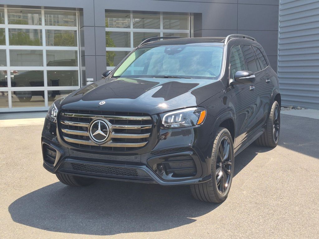 2026 Mercedes-BENZ GLS 缩略图 7