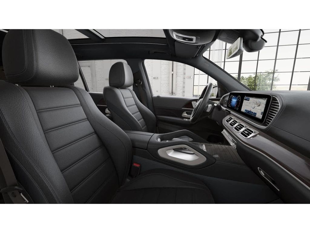 MERCEDES-BENZ GLS - 3