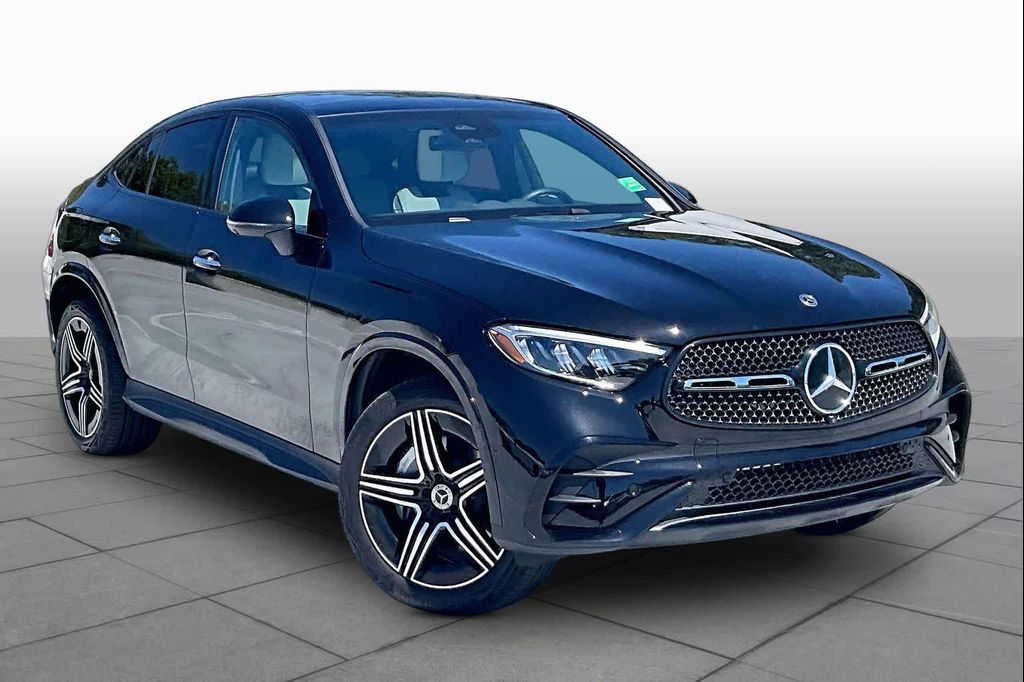 MERCEDES-BENZ GLC - 3