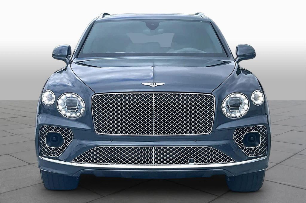 صورة 4 لـ 2022 BENTLEY BENTAYGA V8