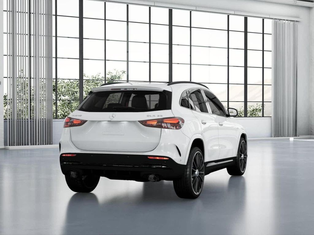 2026 Mercedes-BENZ AMG GLA 35 4MATIC thumbnail 21