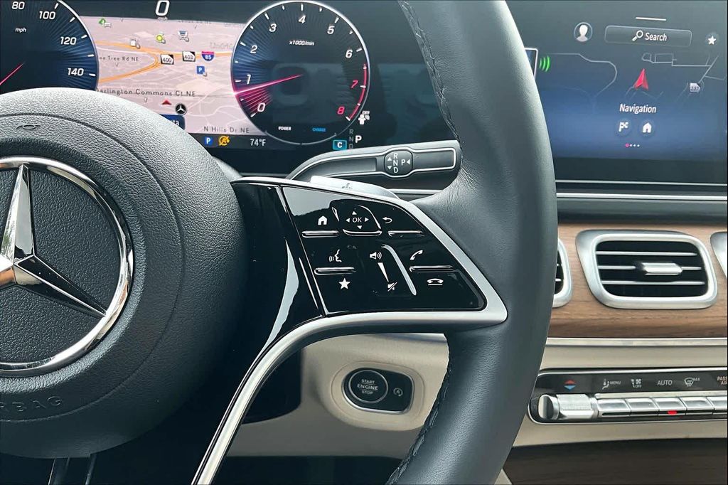 2026 Mercedes-BENZ GLE — миниатюра 25