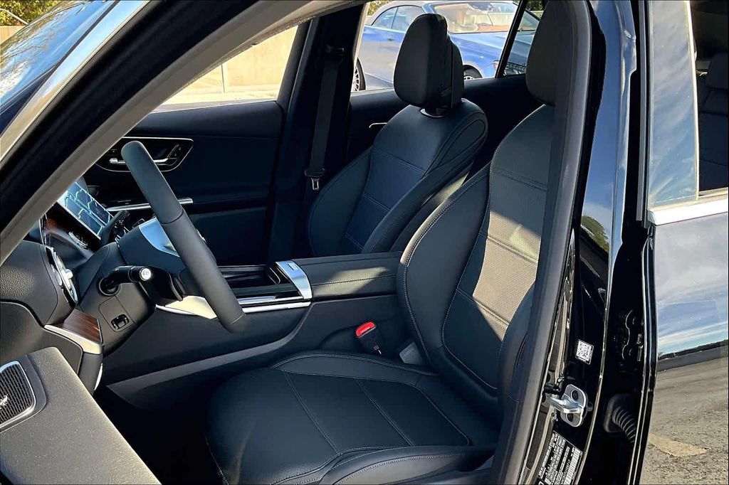 MERCEDES-BENZ GLC - 8