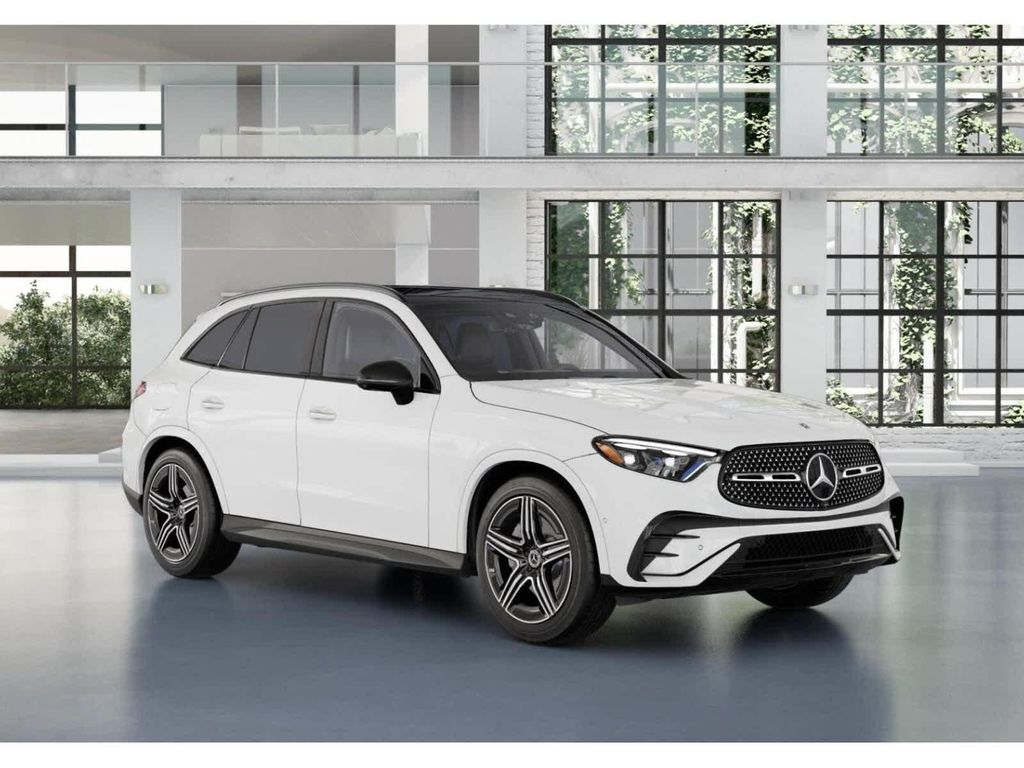 MERCEDES-BENZ GLC - 10