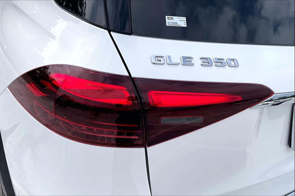 2026 Mercedes-BENZ GLE 缩略图 29