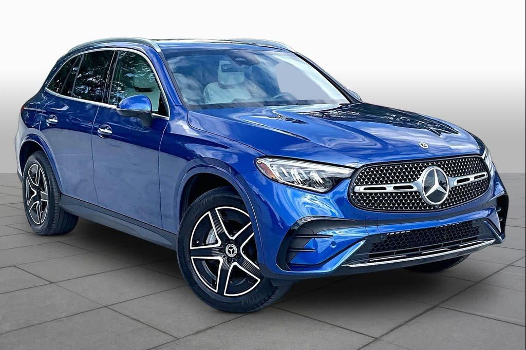MERCEDES-BENZ GLC - 3